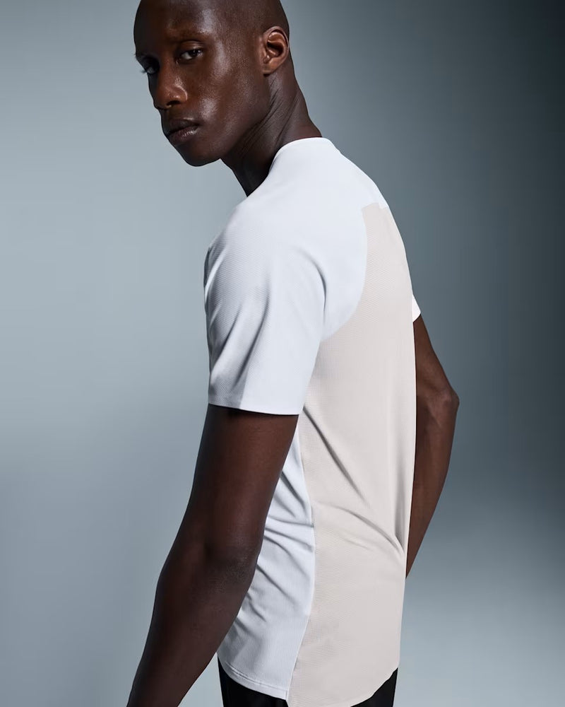 Camiseta On Running Performance-T Masculino (Dry Fit)